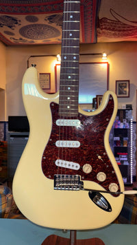 ALIAGA ST CLASSIC VINTAGE YELLOW CUSTOM SHOP